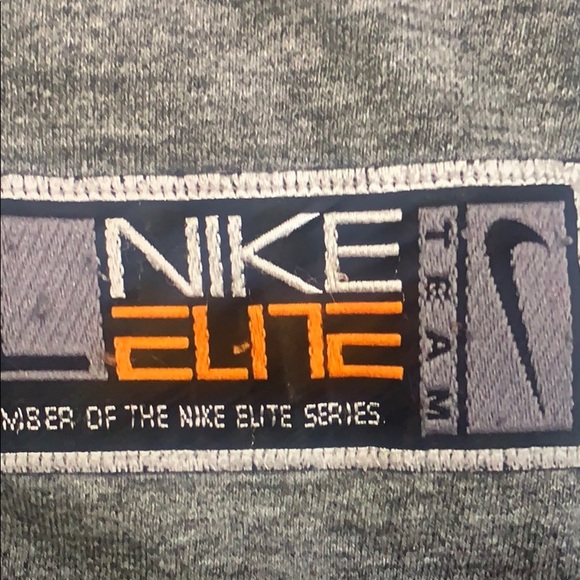 Nike Vinatge North Carolina Basketball warm up - Picture 4 of 5